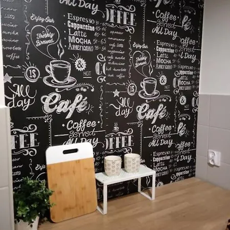 Pomieszkaj Na Kosmonautow 포즈난