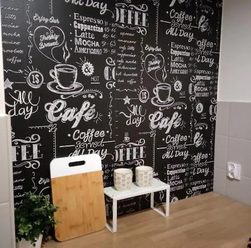 Pomieszkaj Na Kosmonautow 포즈난