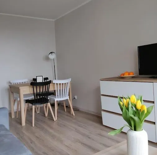 Pomieszkaj Na Kosmonautow *